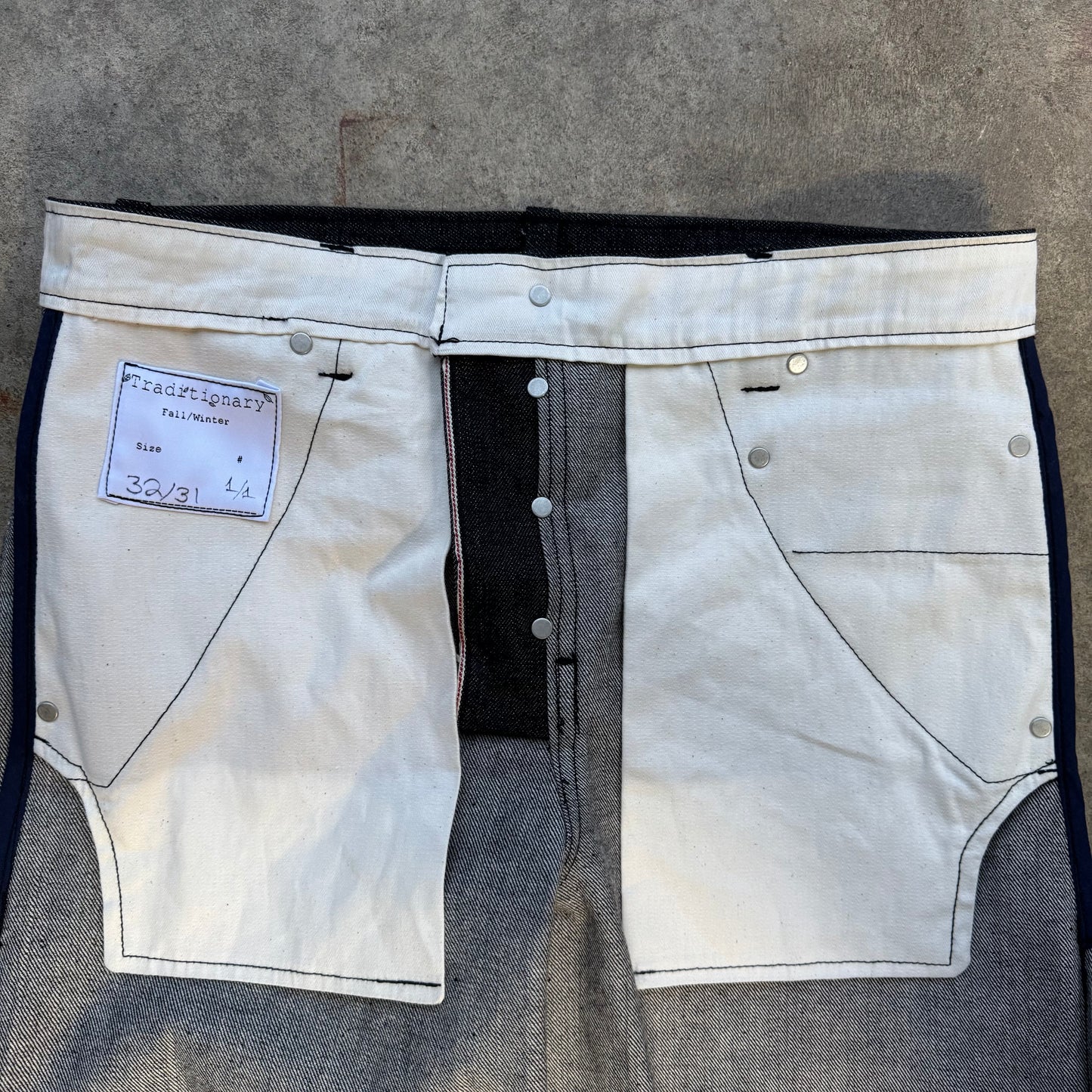 Black 13oz Selvedge Denim 1/1 (2)