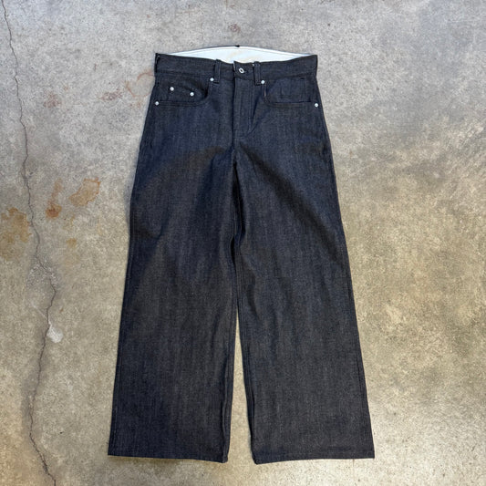 Black 13oz Selvedge Denim 1/1 (1)