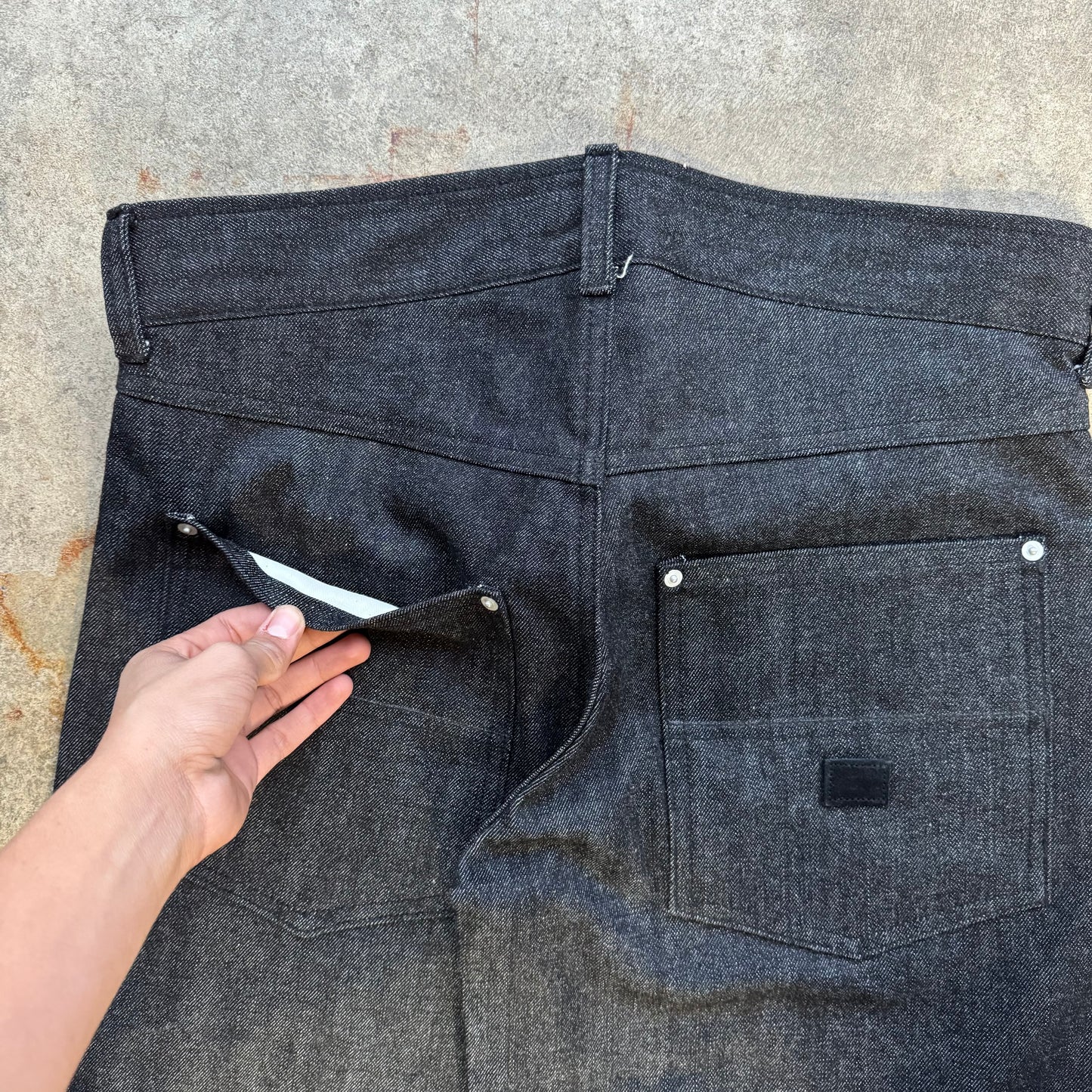 Black 13oz Selvedge Denim 1/1 (1)