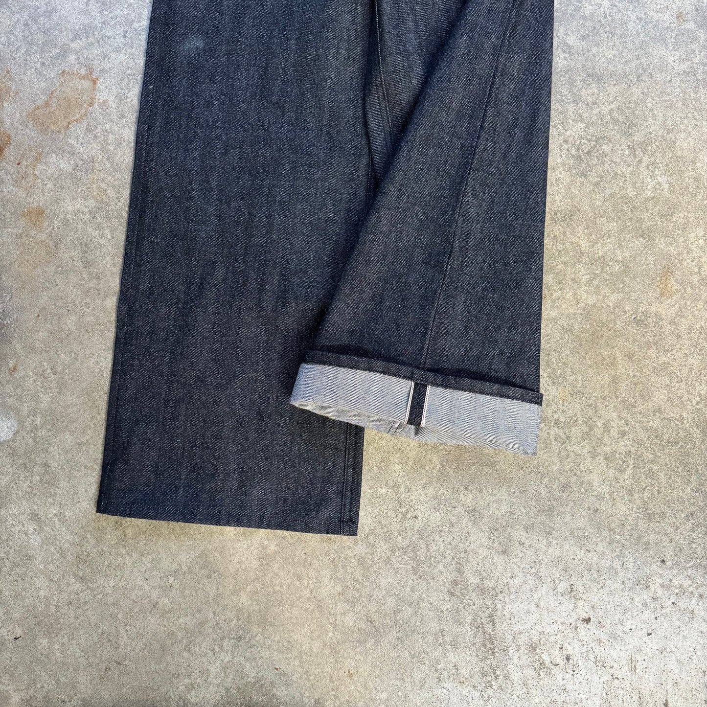 Black 13oz Selvedge Denim 1/1 (3)