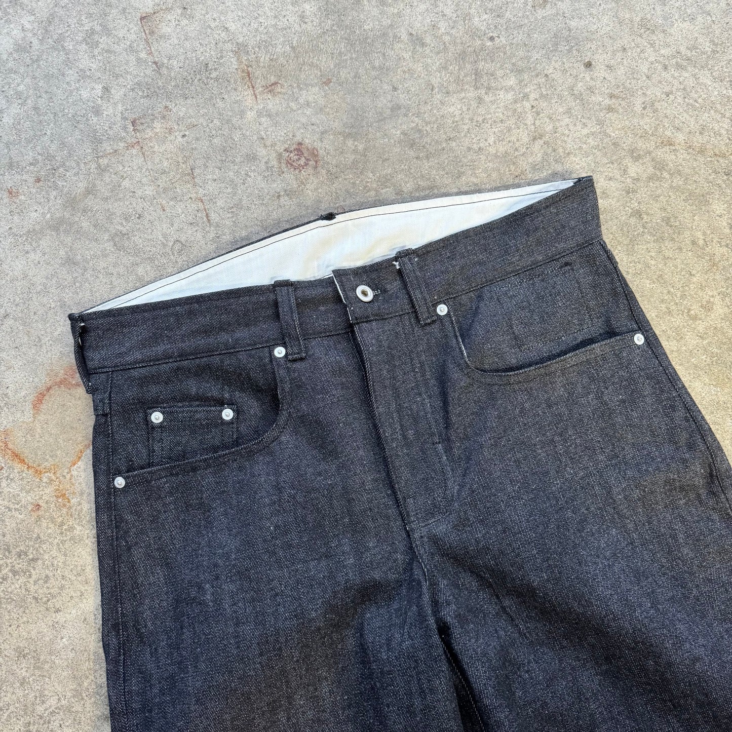 Black 13oz Selvedge Denim 1/1 (1)