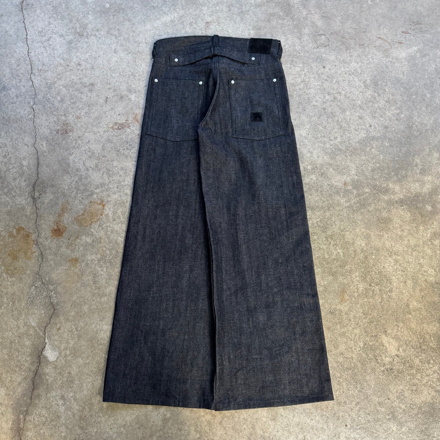 Black 13oz Selvedge Denim 1/1 (3)